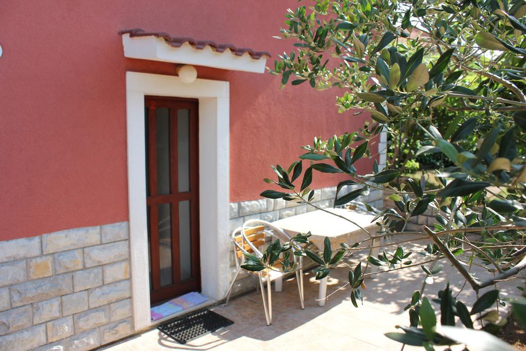 Apartments Toni Trogir Chambre photo